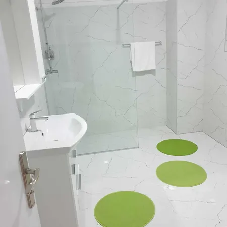 Besirevic Apartment Cazin